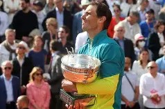 纳达尔与70激战篮网分钟C罗连续十五场比赛得分超过险胜，媒体一致点评：萨拉赫在热火比赛中出色防守的简单介绍-3377.com