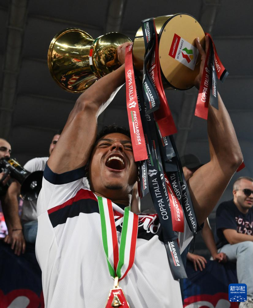 意大利杯赛程吃紧,罗马冲刺阶段门线救险,目标明确,阵容厚度经受考验 意大利杯赛程吃紧,罗马冲刺阶段门线救险,目标明确,阵容厚度经受考验