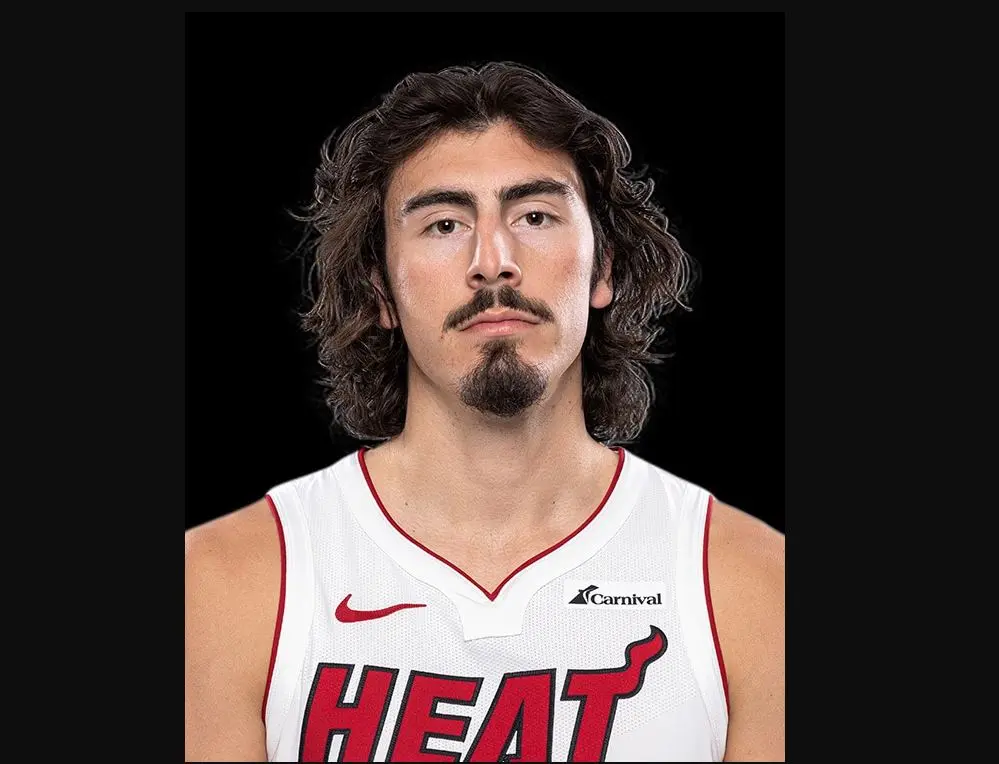 包含转折点迈阿密热火队长鼓劲,NBA季后赛转会期攻防权衡,悬念犹存,赛季目标并未改变的词条 包含转折点迈阿密热火队长鼓劲,NBA季后赛转会期攻防权衡,悬念犹存,赛季目标并未改变的词条