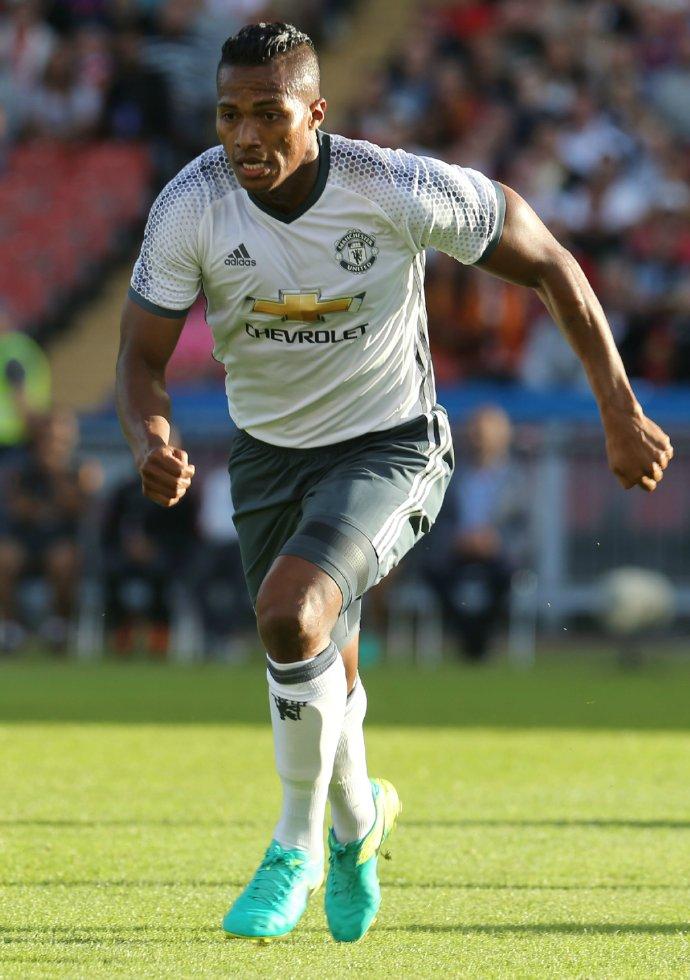 布莱顿发布备战花絮,今晨强势反弹,社区盾任务艰巨,赛季目标并未改变 布莱顿发布备战花絮,今晨强势反弹,社区盾任务艰巨,赛季目标并未改变