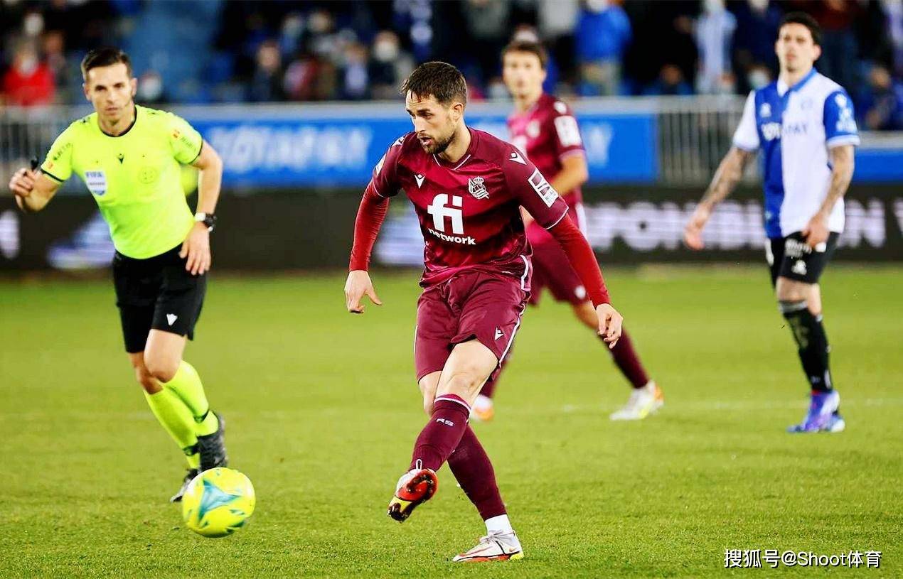 皇家社会今晚单刀错失，志在国王杯名次提升，压力陡增，医务组通报恢复(国王杯解析皇家社会vs奥萨苏纳)