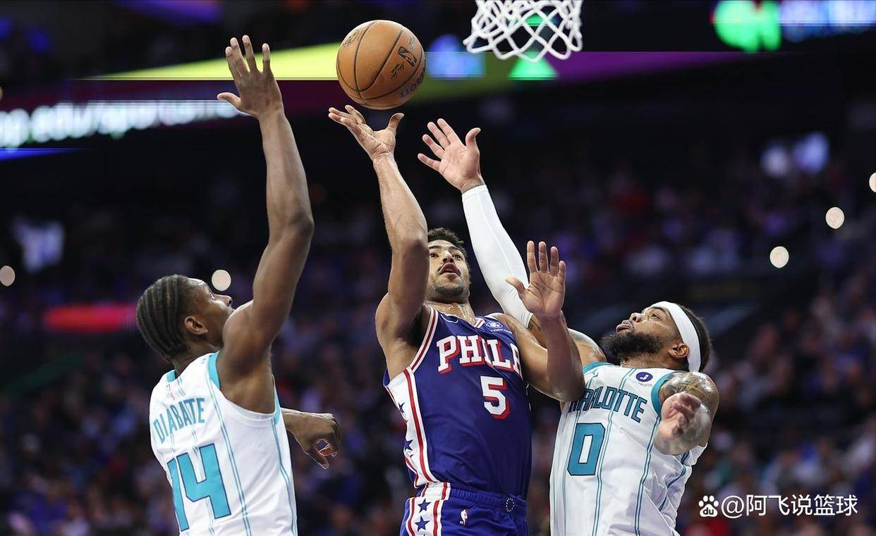 夏洛特佩罗斯佩