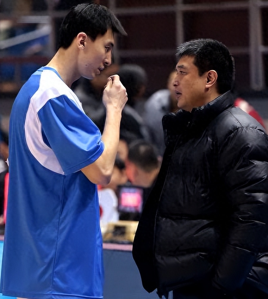 转折点！北京首钢队长鼓劲；欧超杯清晨攻防权衡；引发热议；心理建设被强调 